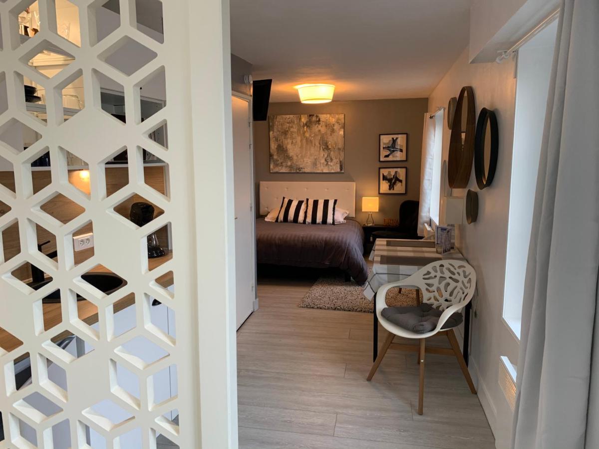 לובייה Maison Quatre Freres מראה חיצוני תמונה
